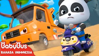 Siapa yang Memiliki Kekuatan Lebih Besar ! | 🚗 Kendaraan Lagu Anak-anak | BabyBus Bahasa Indonesia