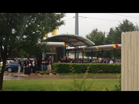 Walmart Supercenter Tulsa Ok - Walmart in Broken Arrow evacuated after suspicious box found