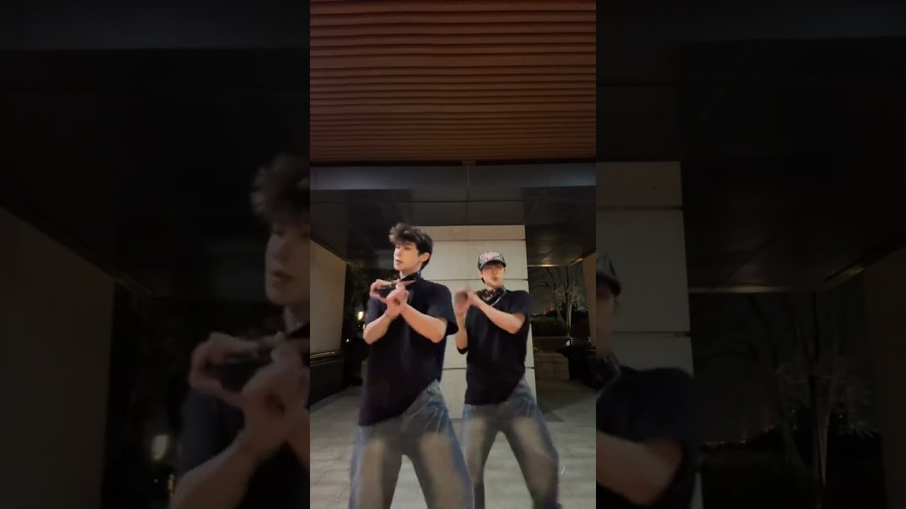 Mesmerizing Dance Moves: Slow Shake & Gua Dan Shake