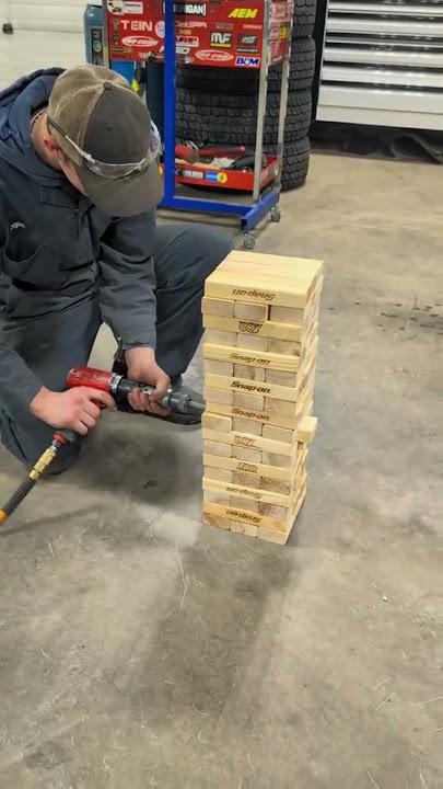 Download lagu just a couple mechanics playing janga