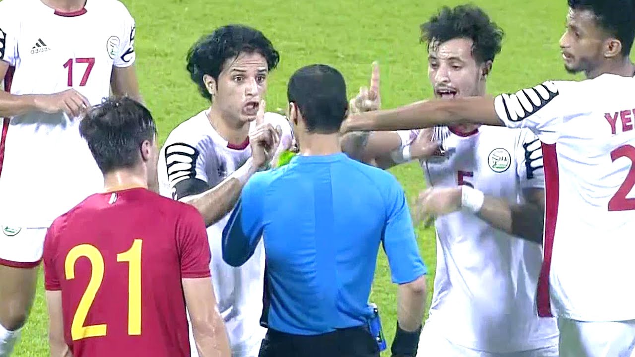 ملخص مباراة اليمن و سوريا | حالة طرد تتسبب بمشكلة والحكم يتراجع |تصفيات كأس آسيا تحت23سنة 28-10-2021