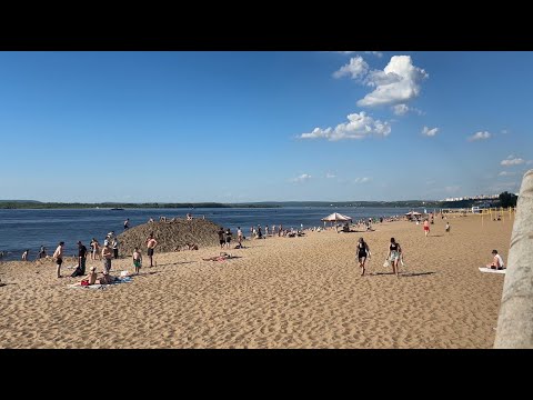 В Самаре на городские пляжи начали завозить песок