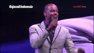 Brian McKnight - After The Love Has Gone - HITMAN David Foster and Friends Live in Yogyakarta