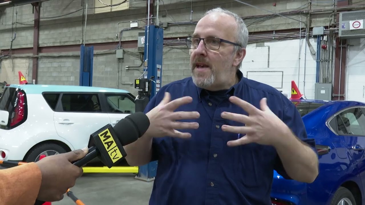 Les véhicules électriques du  Centre de formation professionnelle Wilbrod-Bherer