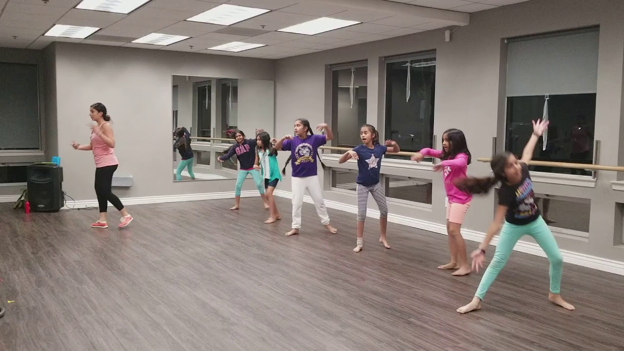 Artesia Youth L1L2 (Nov.9,2017) Bollywood Jazz Nagada Into AMNA Dance