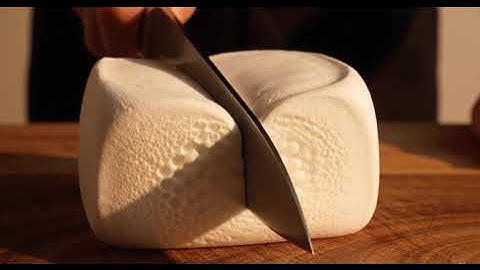 “The Most Satisfying Marshmallow Foam Slice Ever 🍡✨ (Ultra Close-Up ASMR)”