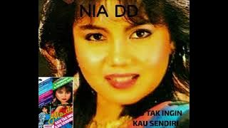 POP MELANKOLIS KARYA LEO WALDY  AKU TAK INGIN KAU SENDIRI NIA DD