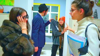 Dianos Draugai Tapo Jos Tėvais 24 Valandoms Kuo Baigsis Juokinga Mokyklinė Išdaiga?