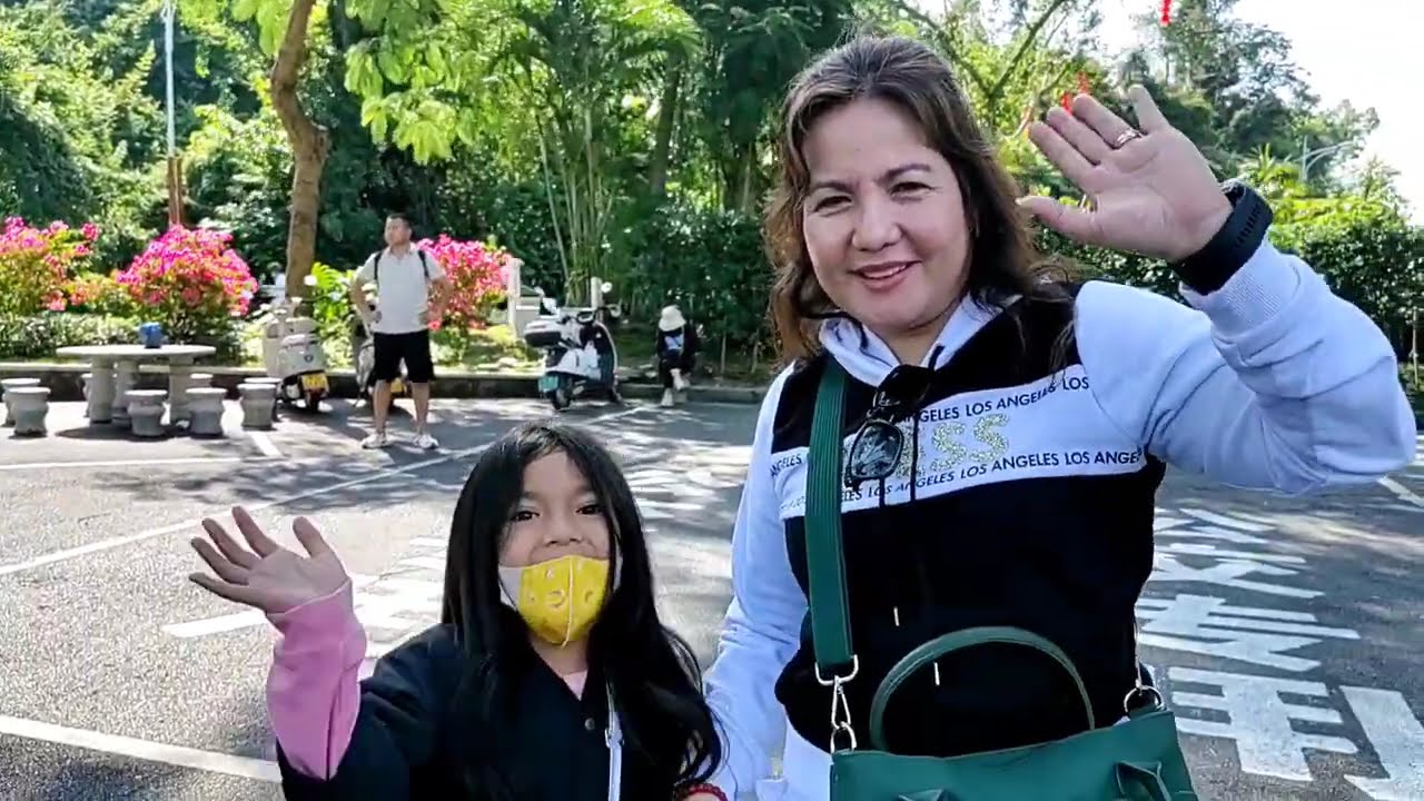 Sanya, China Family Vlog ✈️🇨🇳🌼 | Part 1