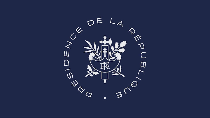 Au Salon International de l'Aéronautique et de l'Espace, au Bourget.