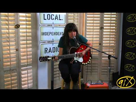 Courtney Barnett Avant Gardener Youtube