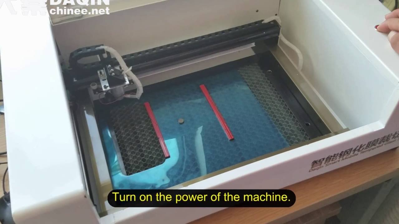 DAQIN Smart mobile tempered glass screen protector cutting machine for