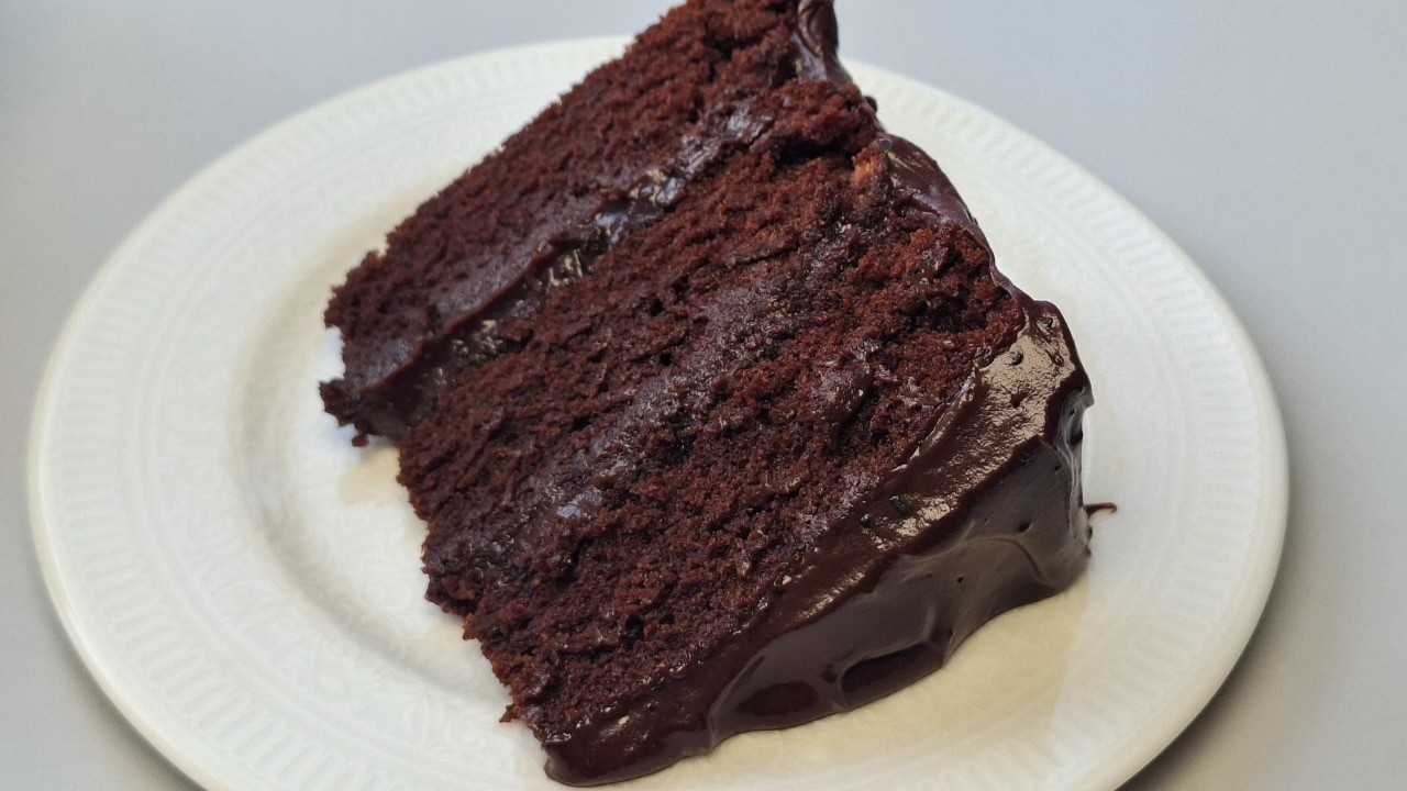 Шоколадный торт «Матильда» без яиц с шоколадной глазурью