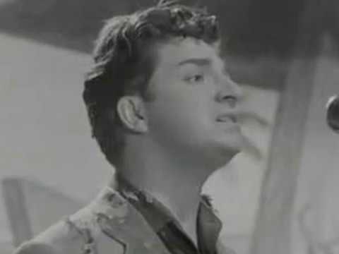 Zeki Müren - Bulamazsın Benim Gibi Seveni