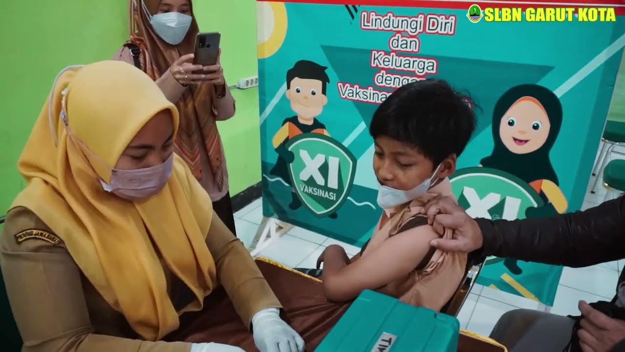 Vaksinasi tahap ke-2 Usia 6-11 tahun dan vaksin booster || SLB Negeri Garut Kota || 14 Maret 2022