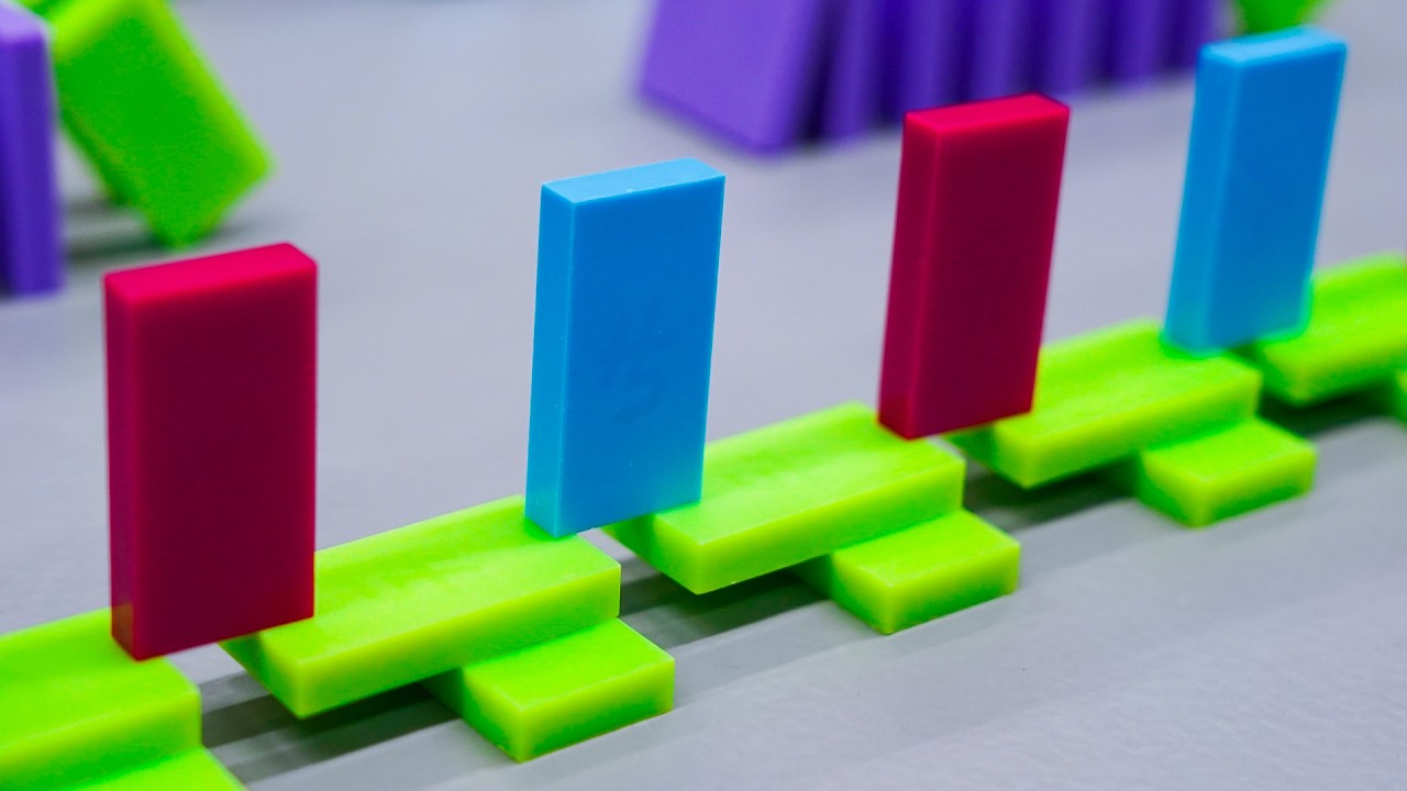 Кто сможет построить лучшую костяшку домино за 15 минут? | H5 Domino Duel #1