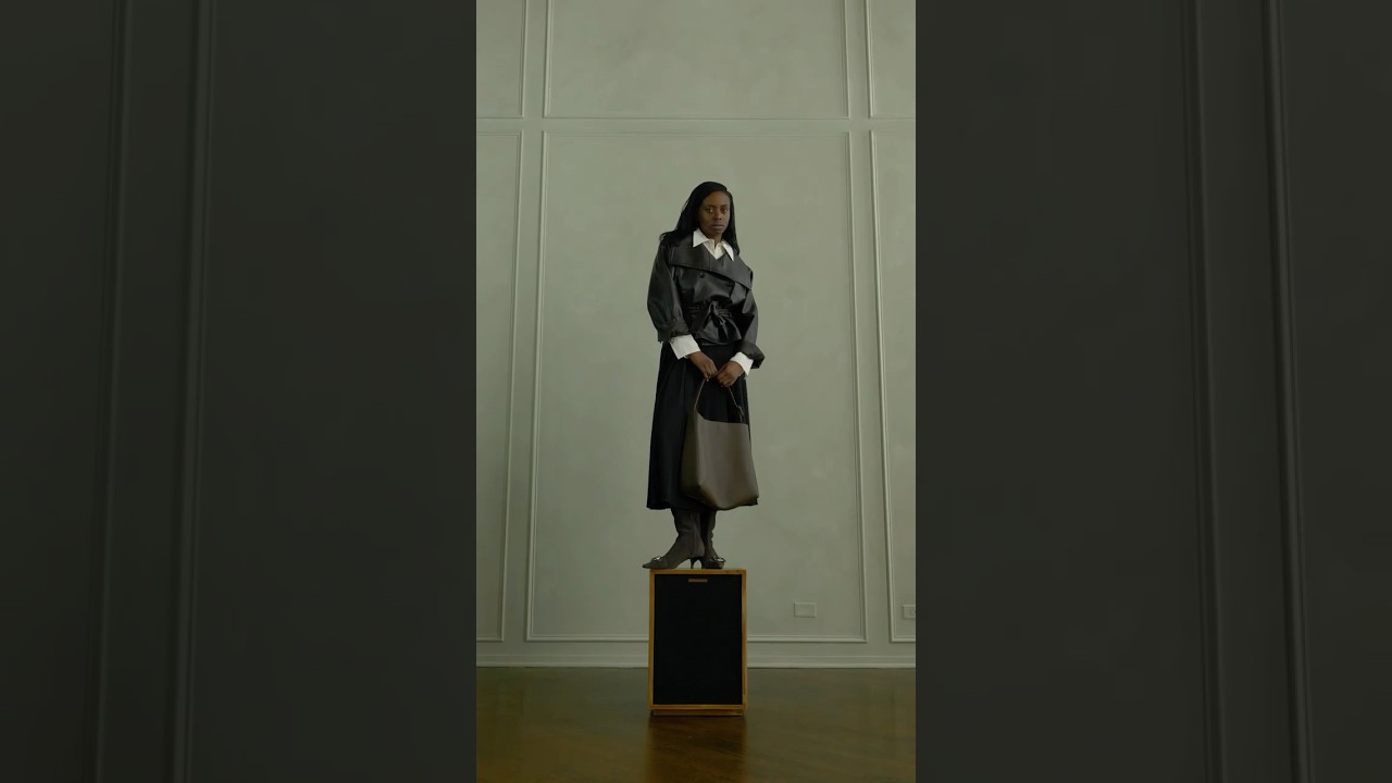 We challenged Atiya Walcott to mix contrasting styles — and the result was amazing! 💫 