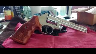 Smith & Wesson 686 wood grips Thailand best for the money