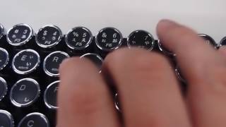 タイプライター風コンパクトキーボード「KFK15N」打鍵動画