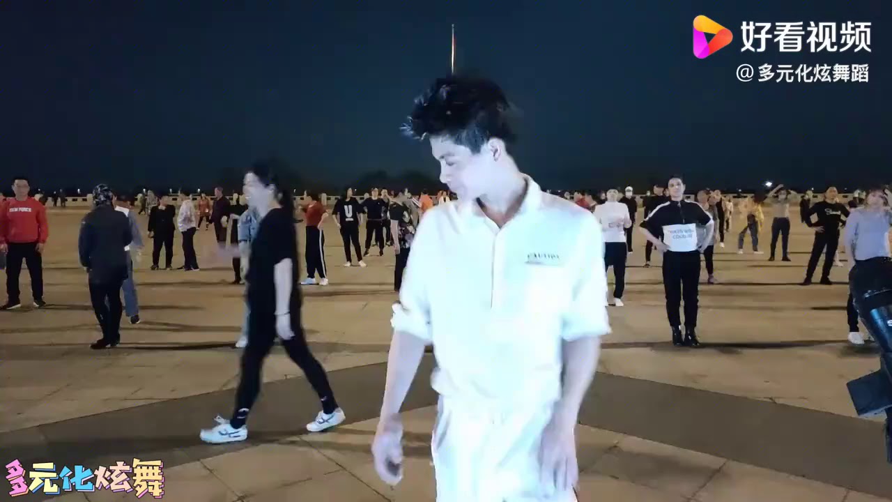 这一版“都是兄弟”是最清晰的