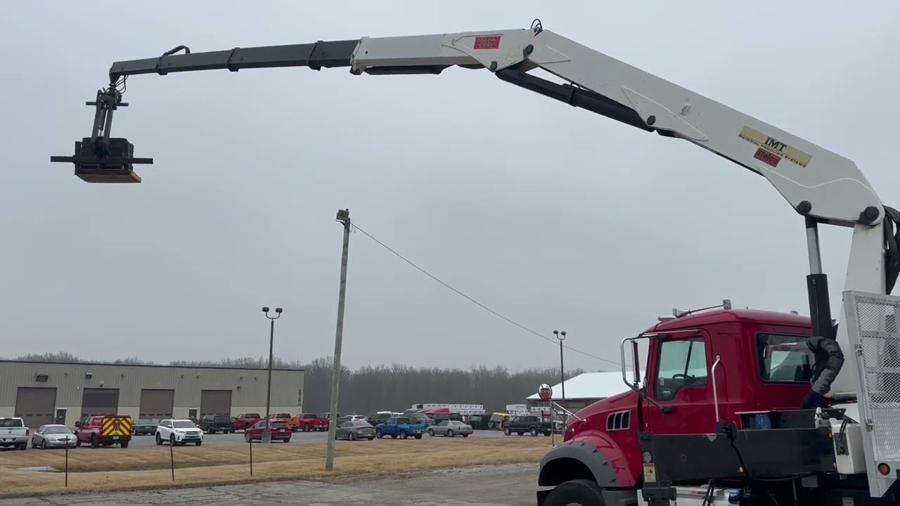 2016 IMT 28562 For Sale