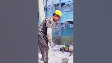 The process of removing concrete aluminum formwork- Good tools and machinery make work easy