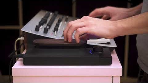 Touché & Minilogue : Pluckey