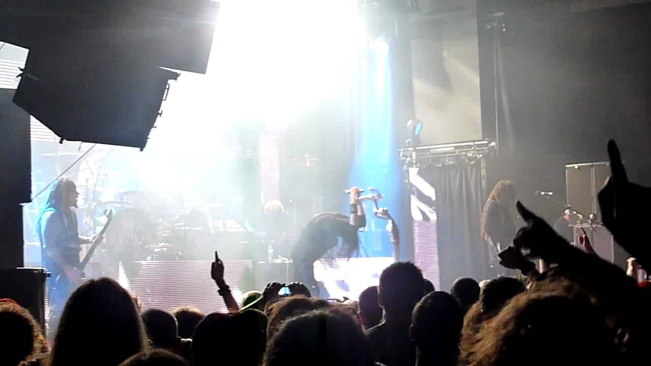 Download Korn: Shoots and Ladders/One (Metallica Cover) and Got the Life - Manchester Academy, 28/3/12