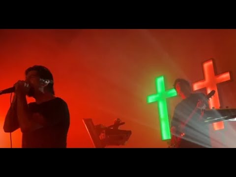 Crosses (Deftones) played 1st live show since 2014 at Masonic Lodge in Los Angeles - video posted