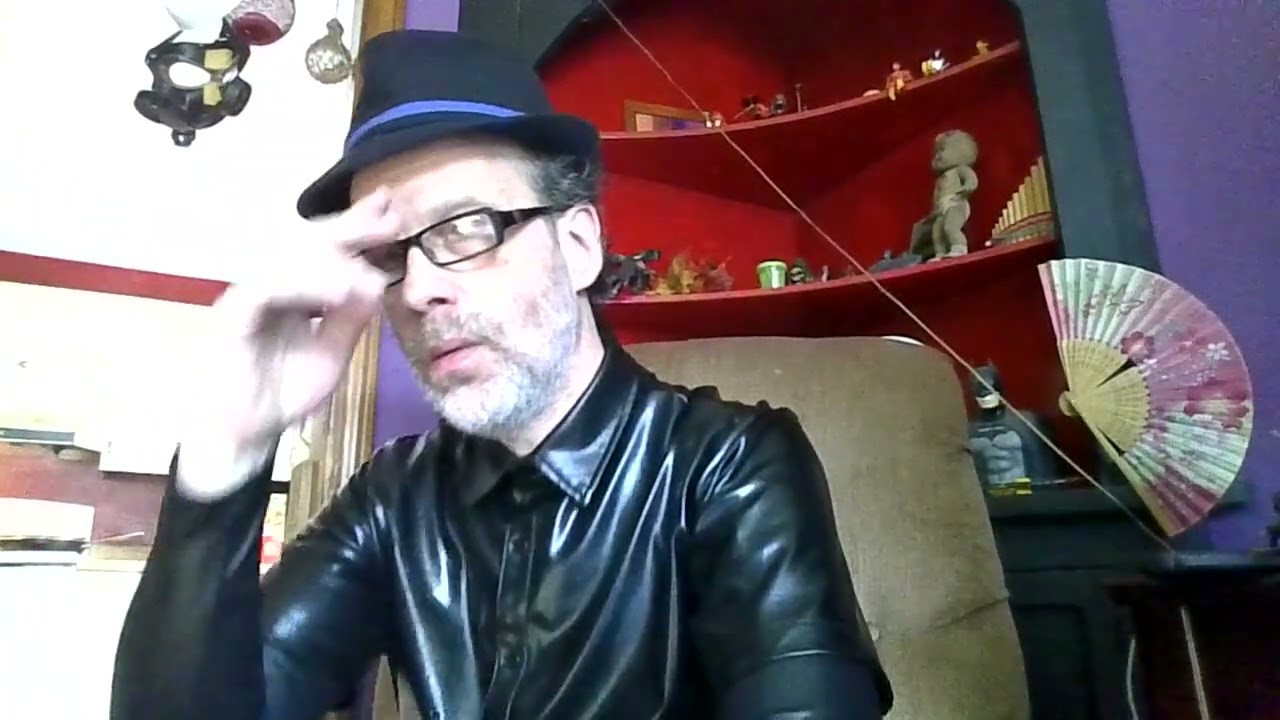 Film Fanatic Smokey break #latex #smoking