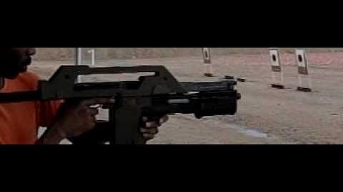 Aliens *REAL* firing pulse rifle - slow mo shotgun