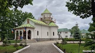 Schitul Sf. Mc. Filofteia, Județul Dâmbovița - Drumul Crucilor