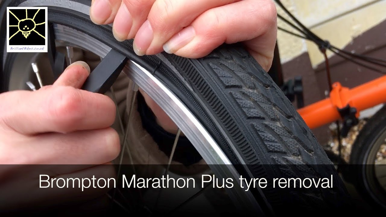 verkopen Kwade trouw straal Brompton Schwalbe Marathon Plus Tyre Removal - YouTube