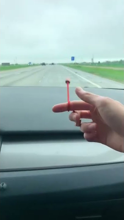 Spinning Begleri #oddlysatisfying #objectmanipulation #begleri #skilltoys