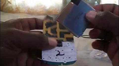 How To Repair A Blackberry Bold 9700 LCD Screen Tutorial (Drakes)