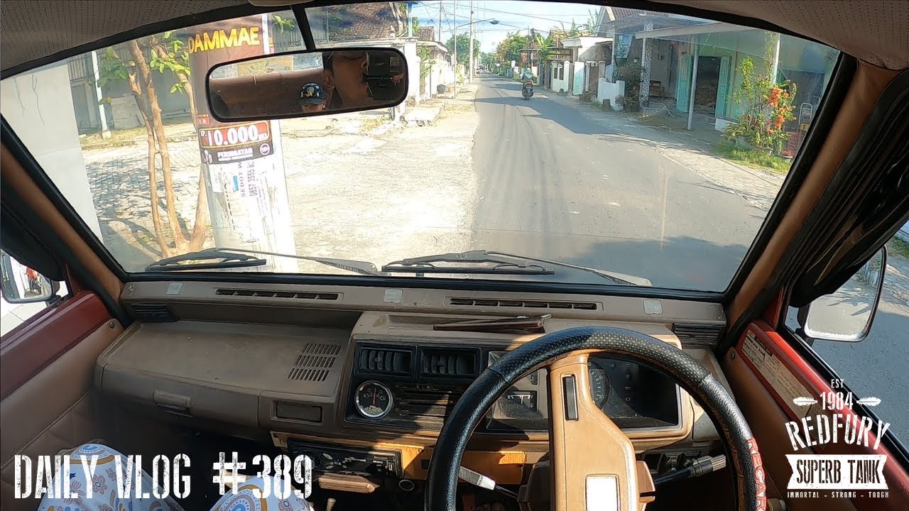 DAIHATSU HIJET 1000 CARVLOG 389 - Mobil keluarga irit BBM