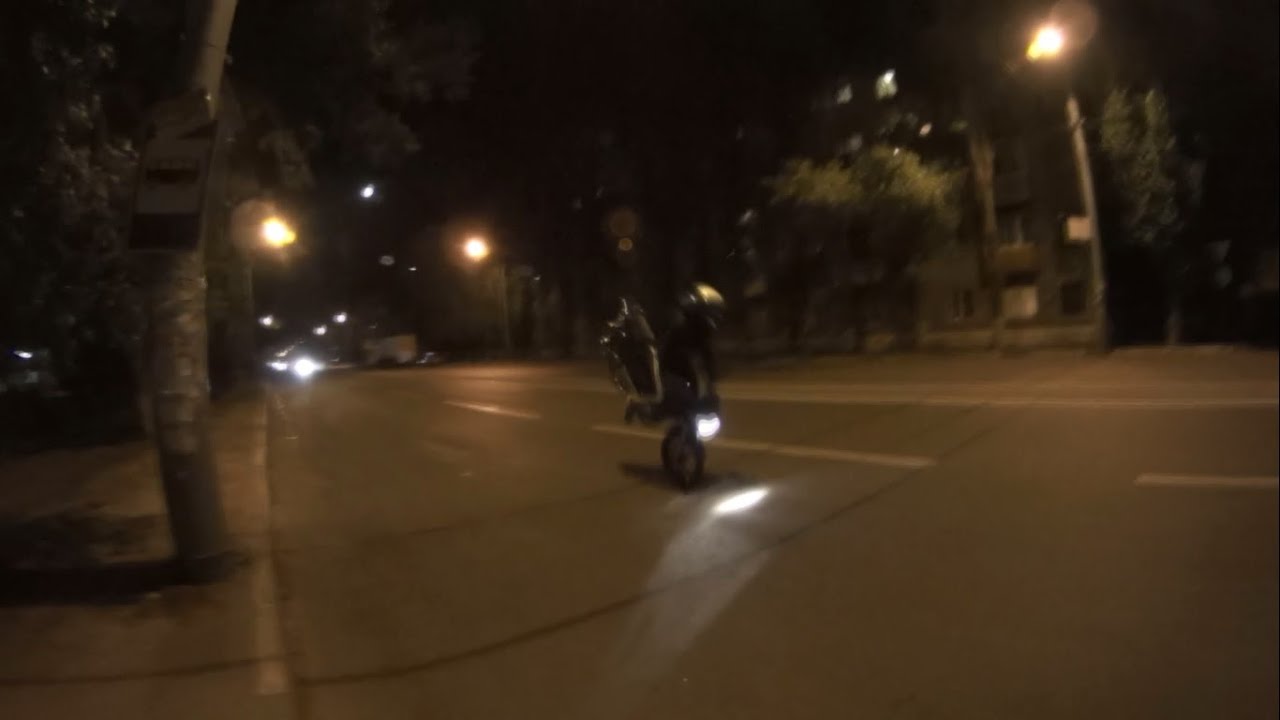 Стоппи на машине Стоппи на машине
