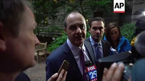 Cosby Arrives for Jury Selection