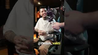 Unlost amınnake oyuncaklarını deniyor #twitch #twitchkomikanlar #twitchkomik #csgo #keşfet