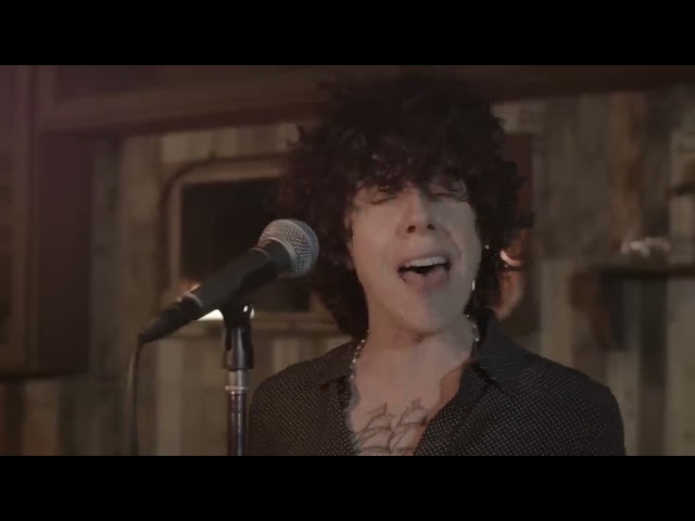 LP - Lost On You (Live) class=