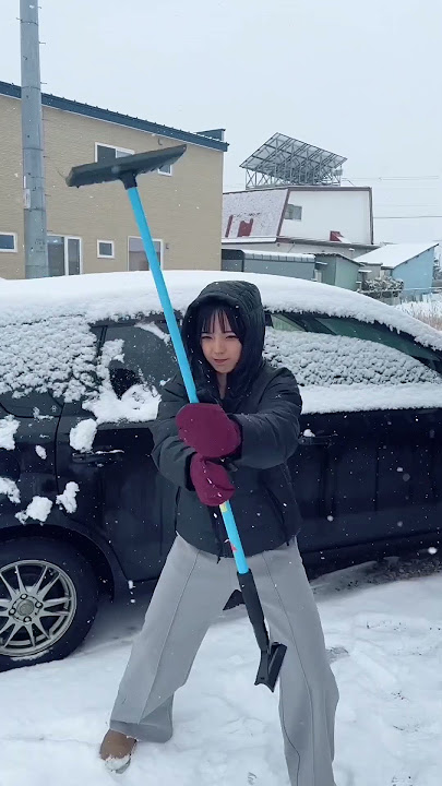 Bebersih salju!! #jepang #hokkaido #salju