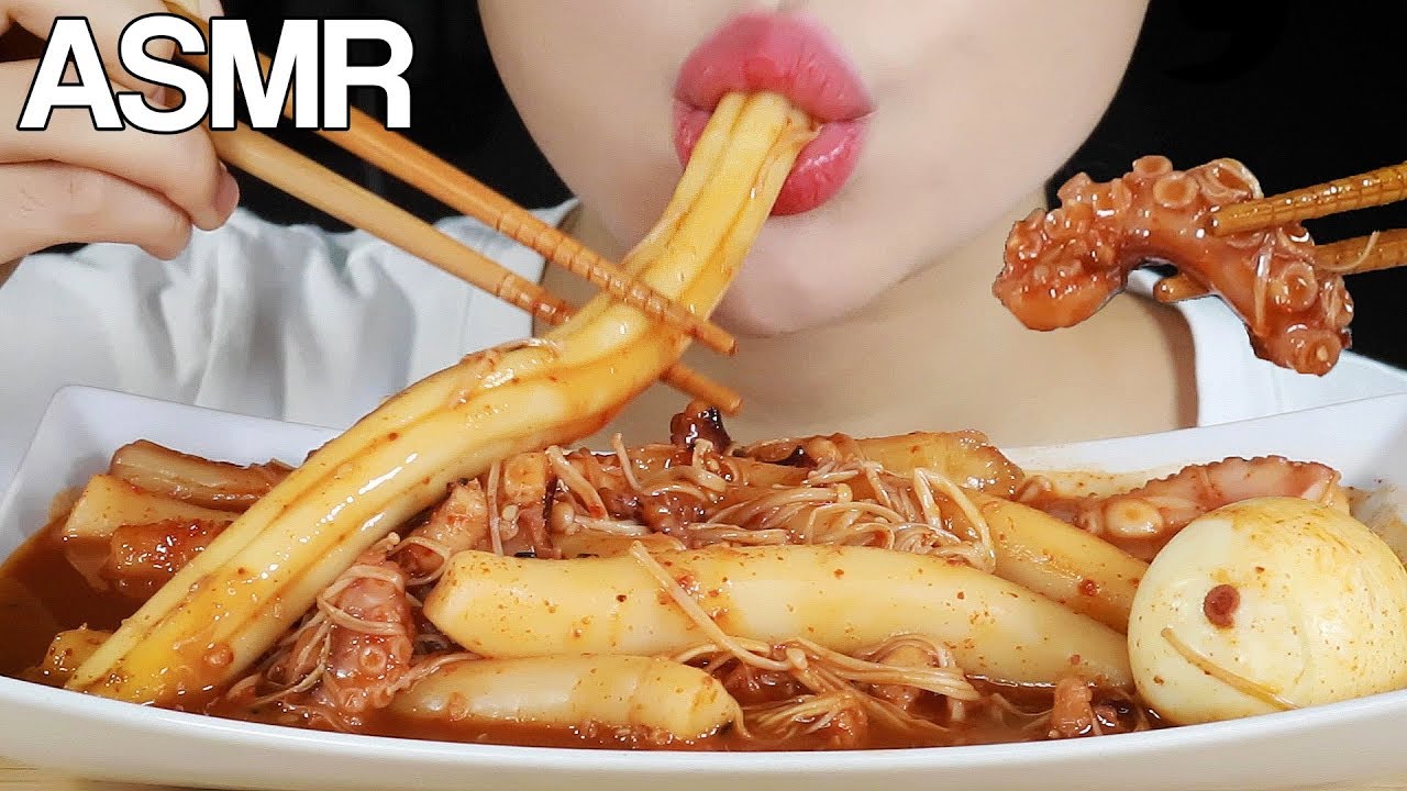 ASMR SPICY OCTOPUS RICE CAKES TTEOKBOKKI Eating Sounds Mukbang - YouTube