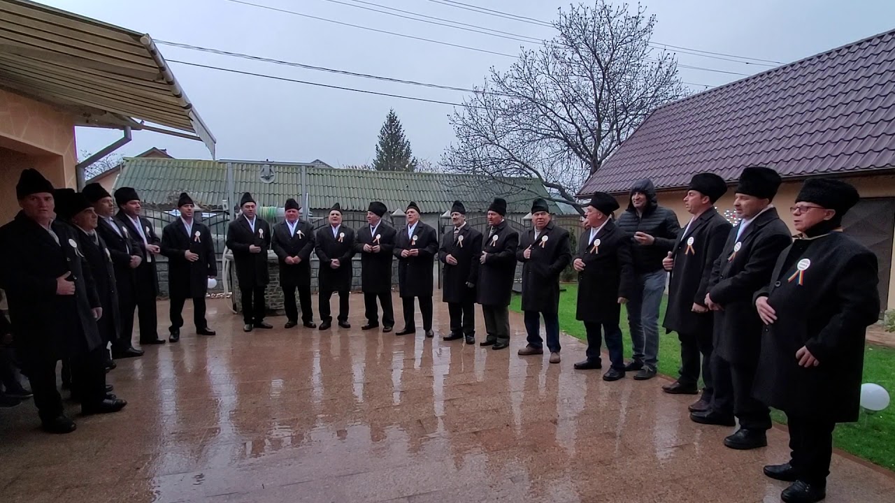 Colindul „Asta-i seara”, interpretat de ceata Glasul Străbunilor de la Jijila, Tulcea