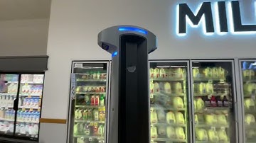 Cleaning robot at Stop & Shop