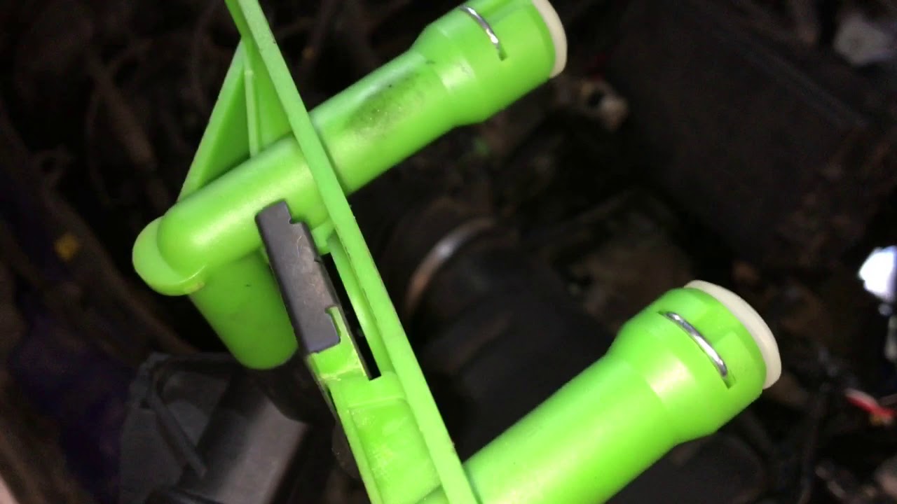 2005 Ford Focus Clutch Master Cylinder Replacement YouTube