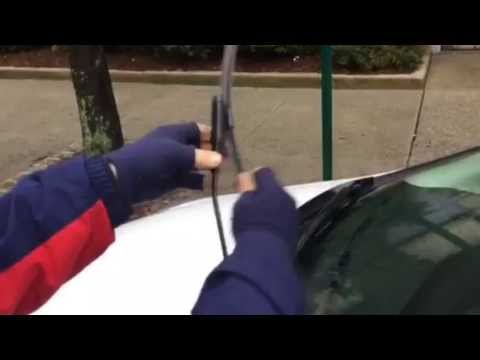 How to change windshield wipers on a ford focus #9