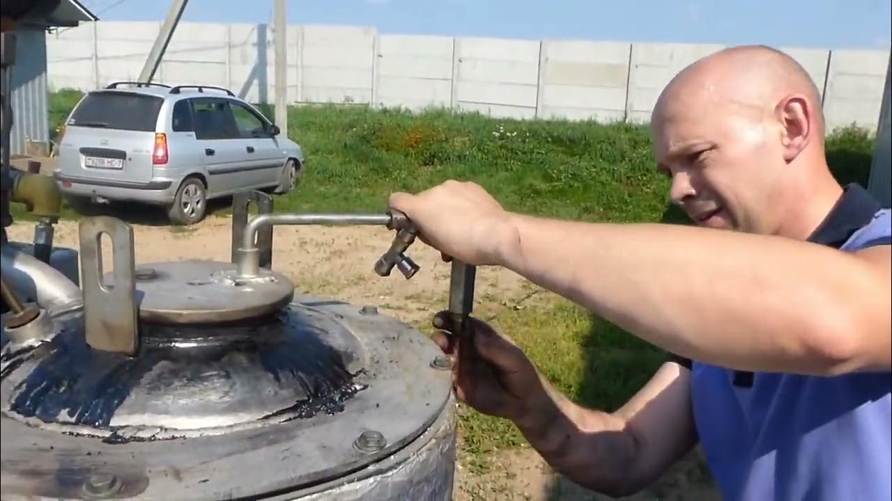 Из газ делают бензин. Как делают нефть. Топливо в канистру на азс. Из газ делают бензин. Заправка авто газом.