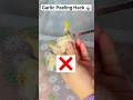 Garlic peeling Hack 🧄 #shortvideo #shorts #lifehacks #fruity