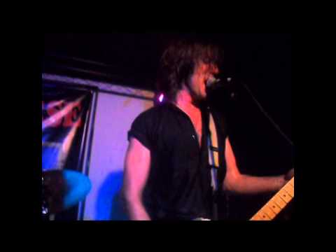 Punk music video thumbnail preview for Calabrese - Loner at Heart