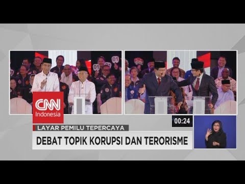Momen Saat Prabowo Joget, Lalu Dipijat Sandiaga di Debat Capres 2019